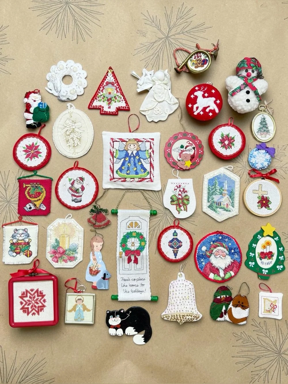 34 Piece Handmade Christmas Ornaments Vintage Wood Knit Mixed Materials